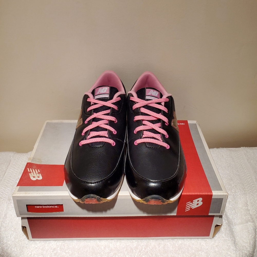 New Balance - Picture 2 of 9